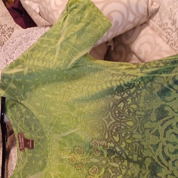 Jane Ashley,Size XL,Green blouse - Picture 2 of 9